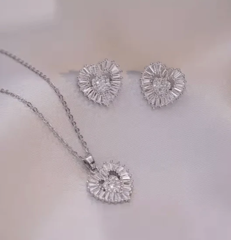 Vintage Heart-Shaped Zircon Set