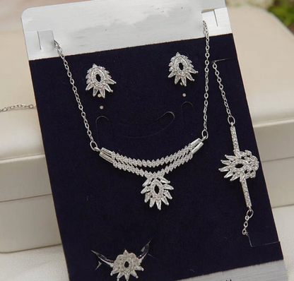 Mirage Necklace Set